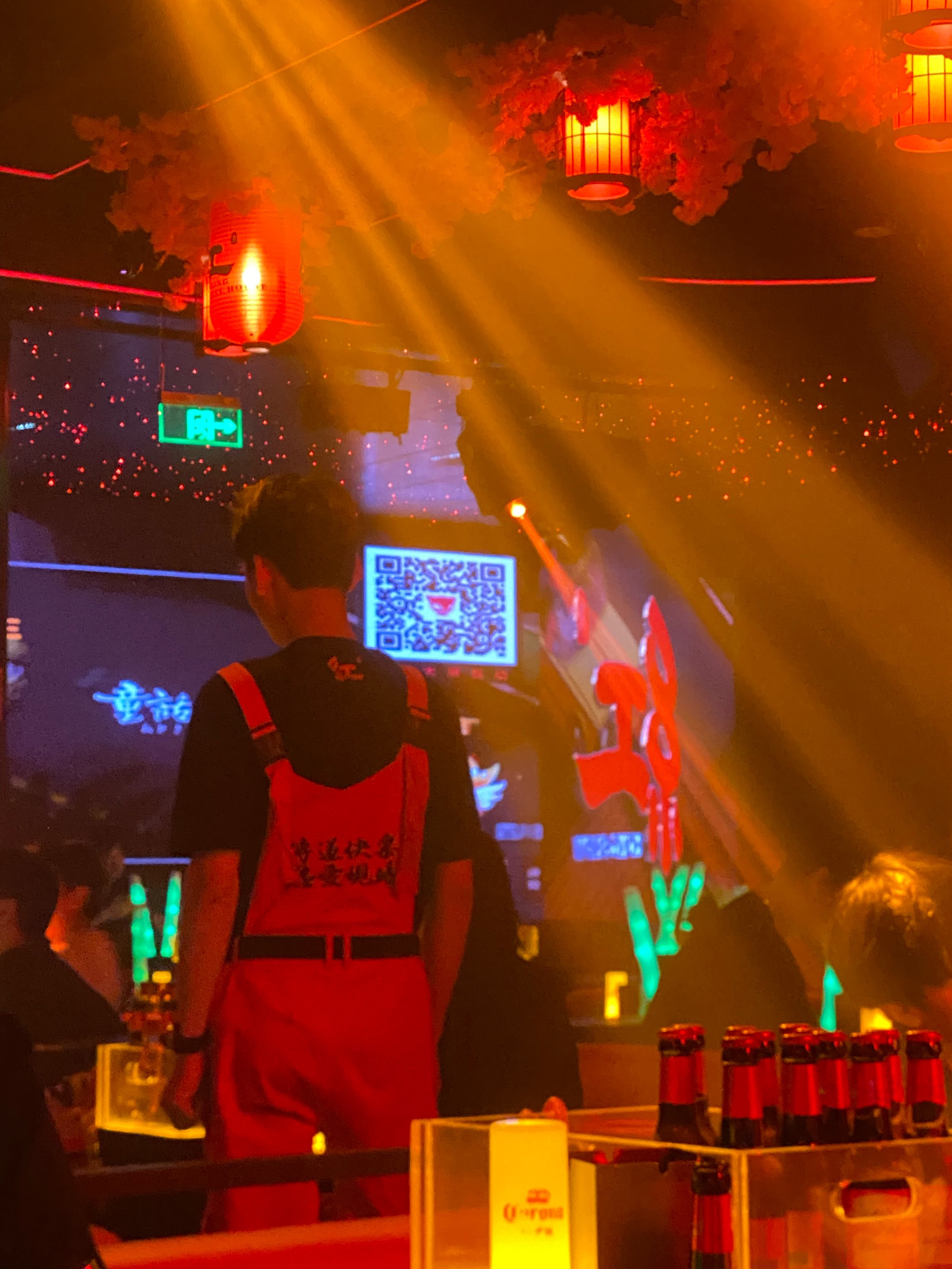 郑州商务ktv价格多少钱一个小时-新密市ktv预订